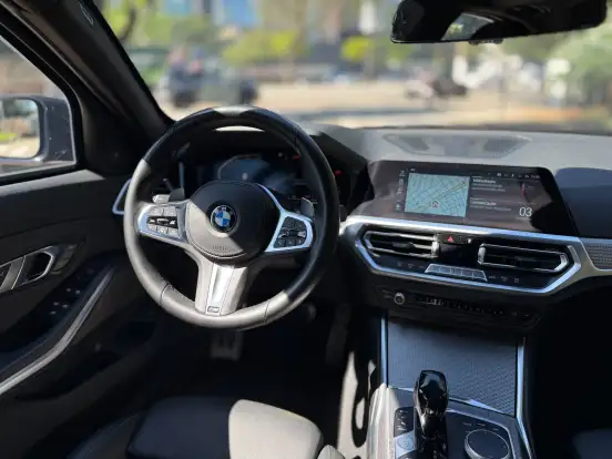 BMW-330i-2.0 16V TURBO GASOLINA M SPORT AUTOMÁTICO BMW-330i-2020