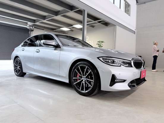 BMW-330i-2.0 16V TURBO GASOLINA SPORT AUTOMÁTICO BMW-330i-2019