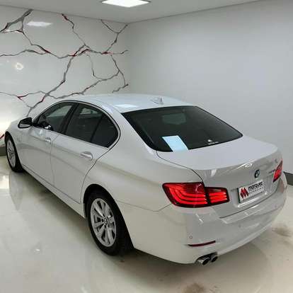 BMW-528i-2013