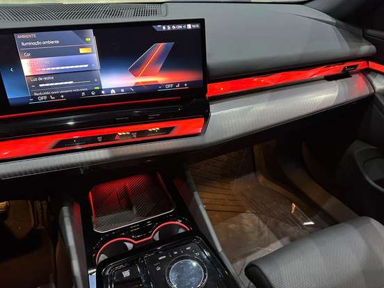 BMW-530e-2.0 TWINPOWER PHEV M SPORT AUTOMÁTICO BMW-530e-2024