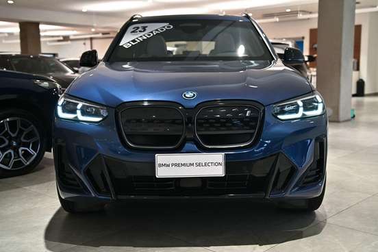 BMW-iX3-2023