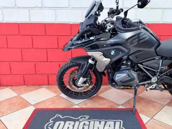BMW-R 1250 GS PREMIUM TRIPLE BLACK BMW-R 1250 GS PREMIUM TRIPLE BLACK-2022