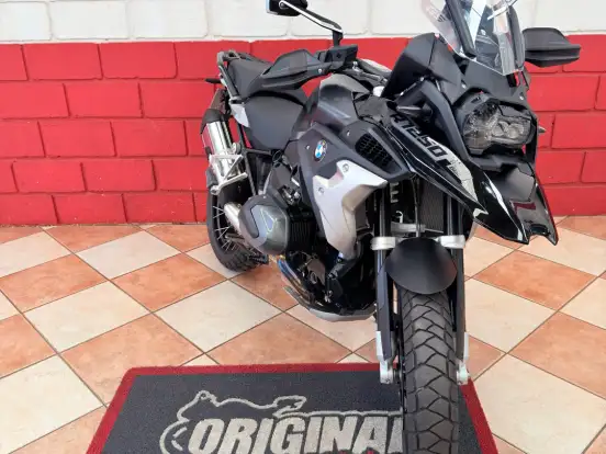 BMW-R 1250 GS PREMIUM TRIPLE BLACK BMW-R 1250 GS PREMIUM TRIPLE BLACK-2022