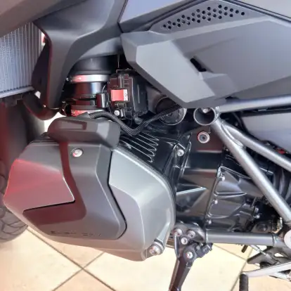 BMW-R 1250 GS PREMIUM TRIPLE BLACK-2022