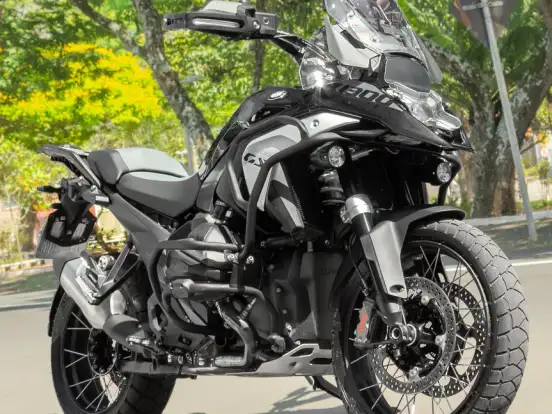 BMW-R 1300 GS TRIPLE BLACK BMW-R 1300 GS TRIPLE BLACK-2024