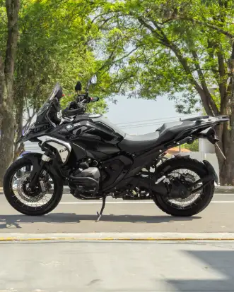 BMW-R 1300 GS TRIPLE BLACK-2024