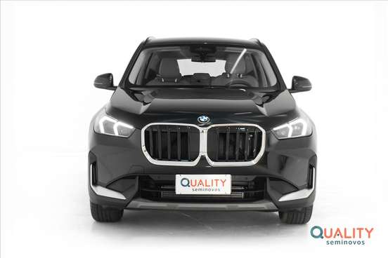 BMW-X1-2023