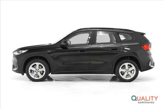 BMW-X1-2023