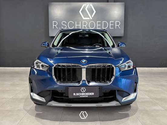 BMW-X1-2023