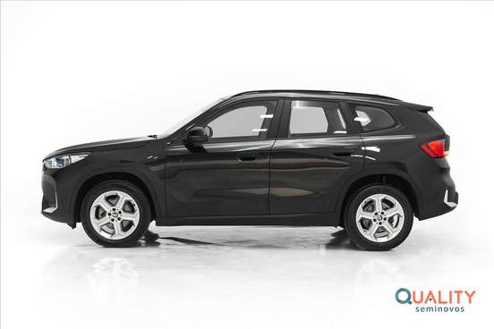 BMW-X1-2023