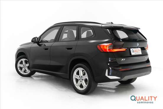 BMW-X1-2023