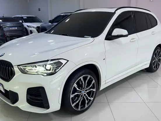 BMW-X1-2.0 16V TURBO ACTIVEFLEX SDRIVE20I M SPORT 4P AUTOMÁTICO BMW-X1-2022