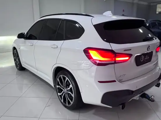 BMW-X1-2.0 16V TURBO ACTIVEFLEX SDRIVE20I M SPORT 4P AUTOMÁTICO BMW-X1-2022