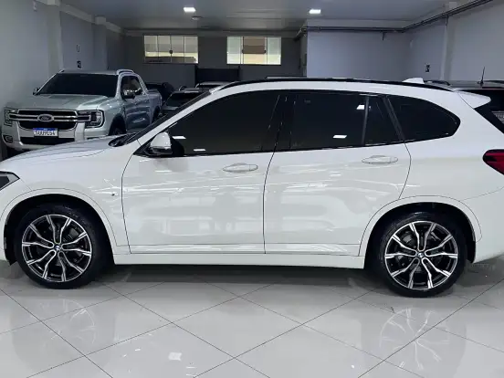 BMW-X1-2.0 16V TURBO ACTIVEFLEX SDRIVE20I M SPORT 4P AUTOMÁTICO BMW-X1-2022