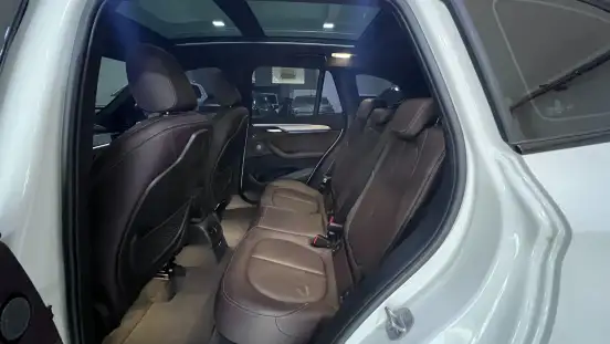 BMW-X1-2022