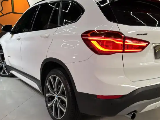 BMW-X1-2.0 16V TURBO ACTIVEFLEX XDRIVE25I SPORT 4P AUTOMÁTICO BMW-X1-2016
