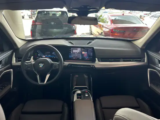 BMW-X1-2023