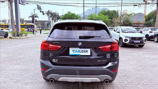 BMW-X1-2018