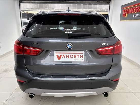 BMW-X1-2016