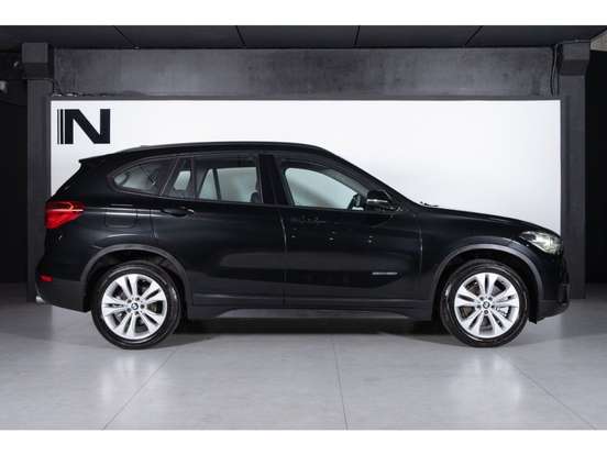 BMW-X1-2017