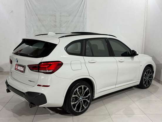BMW-X1-2.0 16V TURBO ACTIVEFLEX SDRIVE20I M SPORT 4P AUTOMÁTICO BMW-X1-2022