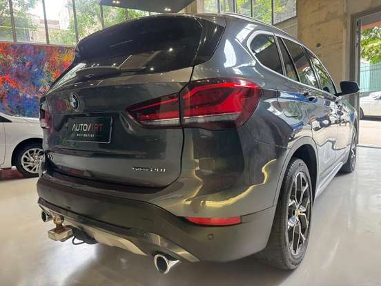 BMW-X1-2.0 16V TURBO ACTIVEFLEX SDRIVE20I X-LINE 4P AUTOMÁTICO BMW-X1-2020