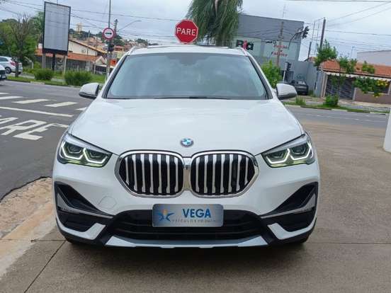 BMW-X1-2.0 16V TURBO ACTIVEFLEX SDRIVE20I X-LINE PLUS 4P AUTOMÁTICO BMW-X1-2022
