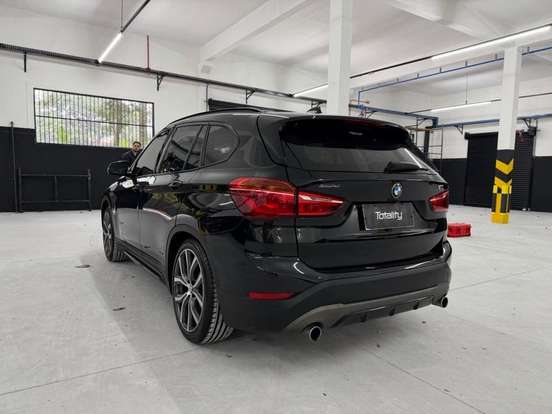 BMW-X1-2.0 16V TURBO ACTIVEFLEX XDRIVE25I SPORT 4P AUTOMÁTICO BMW-X1-2018