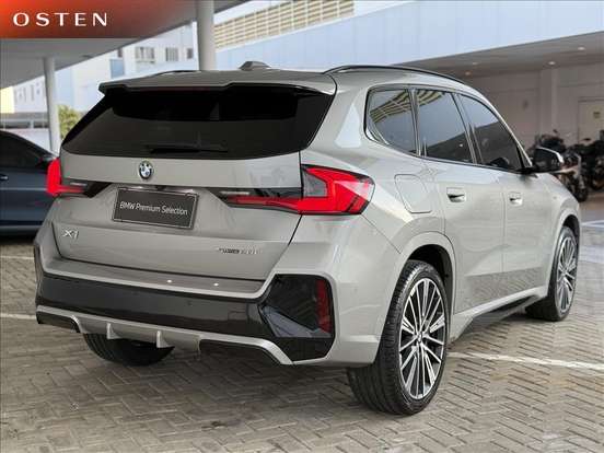BMW-X1-2024
