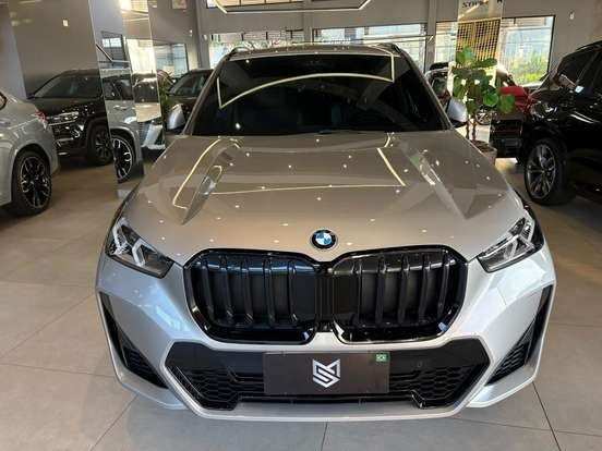 BMW-X1-2.0 16V TURBO GASOLINA SDRIVE20I M SPORT STEPTRONIC BMW-X1-2024