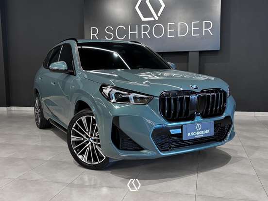 BMW-X1-2025