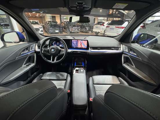 BMW-X1-2024