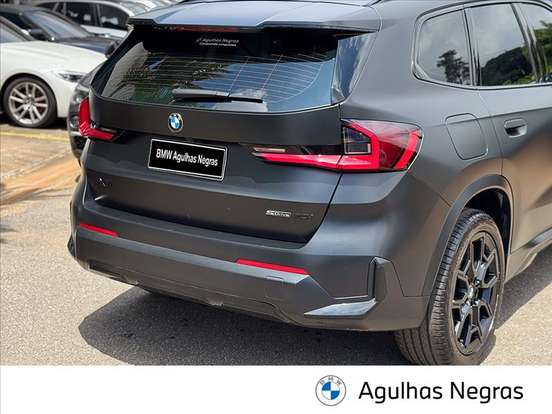 BMW-X1-2024