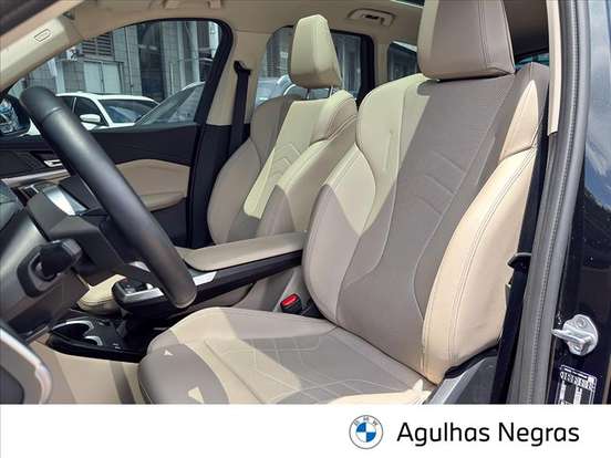 BMW-X1-2024