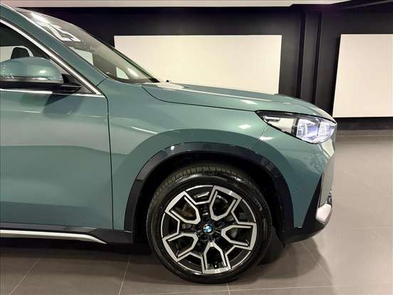 BMW-X1-2024