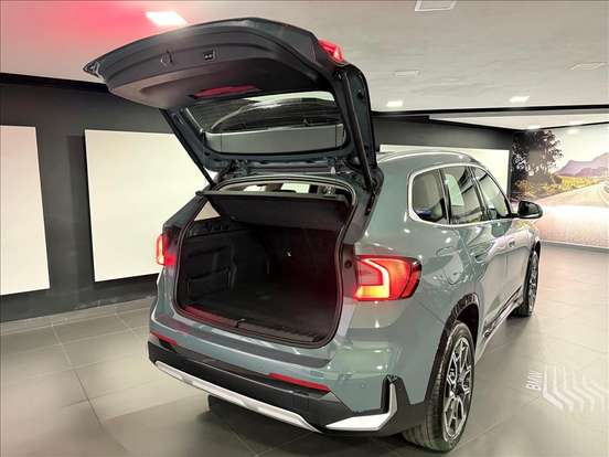 BMW-X1-2.0 16V TURBO GASOLINA SDRIVE20I X-LINE STEPTRONIC BMW-X1-2024