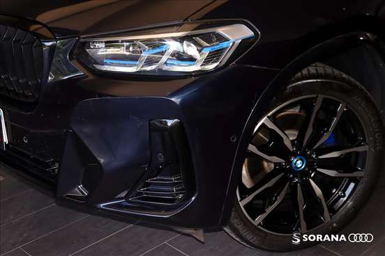 BMW-X3-2021