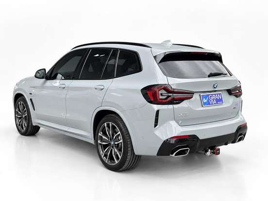 BMW-X3-2021