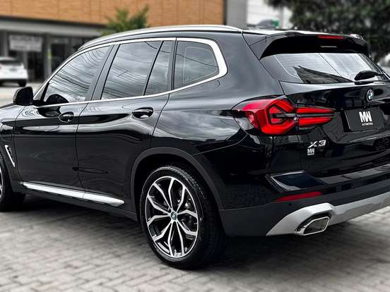 BMW-X3-2.0 16V HÍBRIDO X LINE XDRIVE30E STEPTRONIC BMW-X3-2023