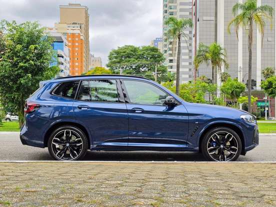 BMW-X3-2024