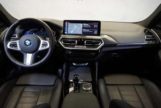 BMW-X4-2024