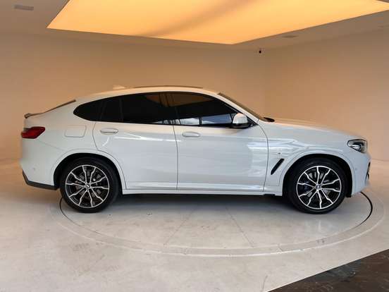 BMW-X4-2020