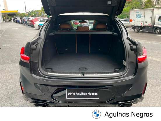 BMW-X4-2024