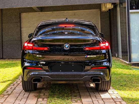 BMW-X4-2018