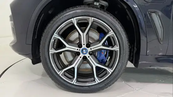 BMW-X5-2022