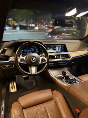 BMW-X5-2022