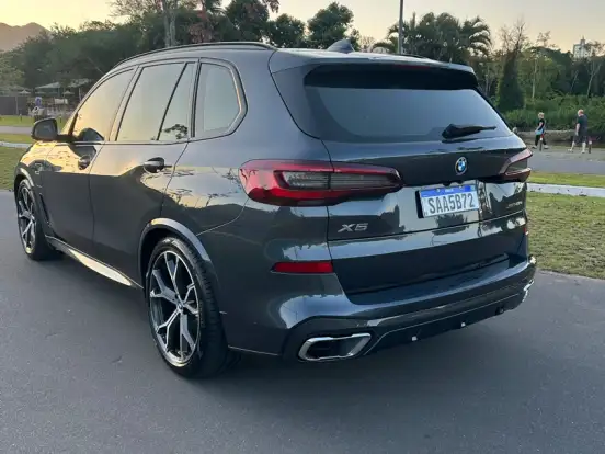 BMW-X5-3.0 I6 TURBO HÍBRIDO XDRIVE45E M SPORT AUTOMÁTICO BMW-X5-2022