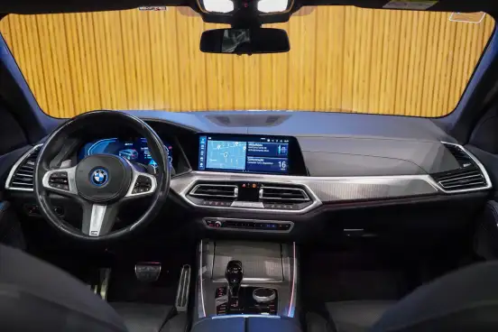 BMW-X5-2022