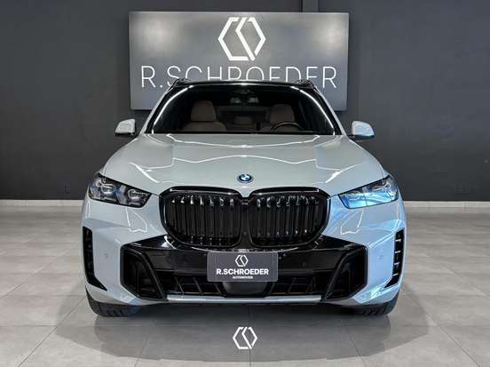 BMW-X5-2023