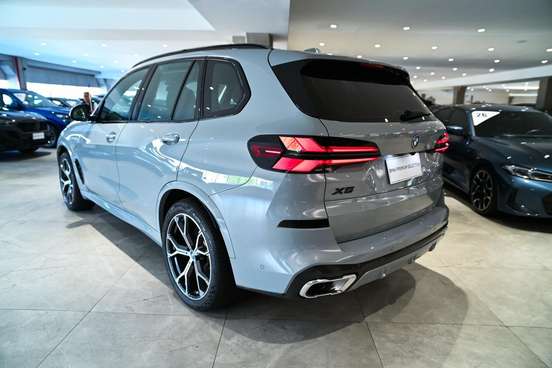 BMW-X5-2025